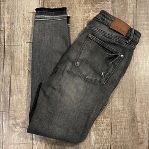 Judy Blue Women's Black Skinny Jeans